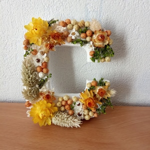 Carta decorada con flores secas