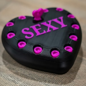 Nervige Geschenkbox zum Valentinstag - vorrätig und anpassbar - Ich liebe dich, XOXO, beliebiger Text,