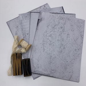 Kersengeverfd papier voor ongewenste tijdschriften, kaarten, scrapbooking, papierkunst - 8 1/2" x 11"