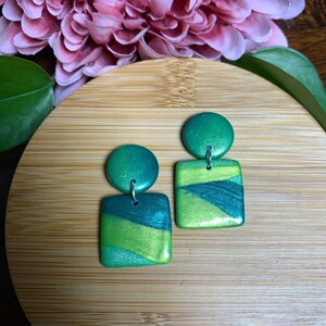 Green square stud post earrings
