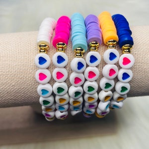 Heishi clay bead bracelet  | heart beaded bracelet   | Rainbow bracelet | preppy bracelet | disc bead bracelet | polymer clay