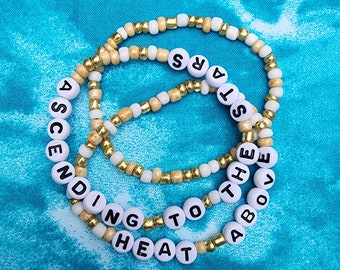 Conjunto de pulseras de calor por encima
