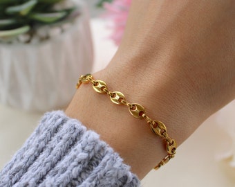 18K Gold Filled Tiny Small Coffee Bean Pig Nose Bracelet, Stacking Layering Link Chain Bracelet, Waterproof Stainless Steel Gold Bracelet