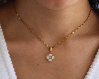 Gold Letter Initial Necklace, Clover Initial Necklace, Mother of Pearls Initial Necklace, Initial Gold White Clover Pendant, Birthday Gift