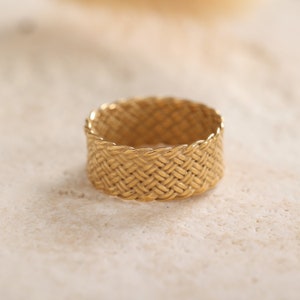 Gold Statement Mesh Ring Chunky Vintage Style Ring for Women Everyday Style Ring Thick Minimalist Band Birthday Gift for Her Tarnish Free