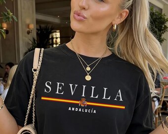 Maglietta Sevilla Comfort Comfort Colors, maglietta unisex con bandiera spagnola, souvenir da viaggio dell'Andalusia, maglietta delle vacanze spagnole di Siviglia