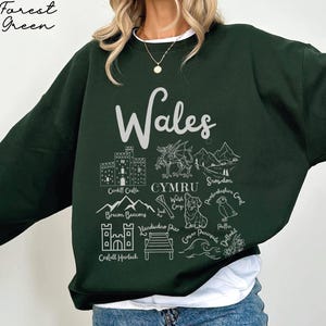 Wales Sweatshirt, Wales Landmarks Unisex Crewneck Wales Doodles Trendy Pullover, Welsh Travel Gift Souvenir, Cardiff Sweater Hoodie