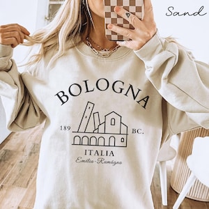 Bologna sweatshirt, Italia sweater crewneck, Italy Unisex pullover hoodie, Italian,Travel gifts souvenir