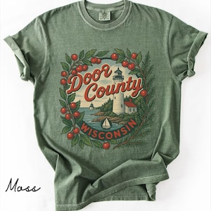 Door County Vintage Graphic T-Shirt, Door County Retro Grunge Vibes Comfort Colors® tee, Wisconsin holiday souvenir gift,