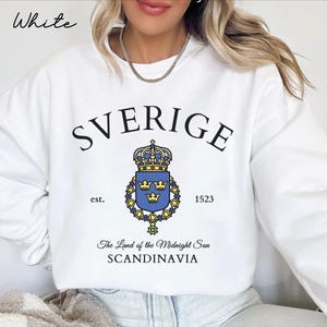 Sverige sweatshirt, Scandinavia sweater crewneck, Sweden Unisex pullover hoodie, Swedish gifts souvenir
