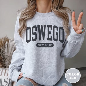 Oswego Sweatshirt, Vintage College Universität Oswego New York Rundhalspullover, Unisex New York Pullover, New York Geschenke Schlafsäle