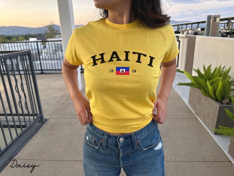 Haiti Women's Baby Tee, Haitian Flag Y2K T-shirt, Haiti Travel Crop Tee, Vintage 2000s 90's Baby Tee, Port-au-Prince Holiday Shirt image 9