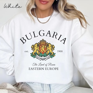 Bulgaria sweatshirt,  Bulgaria Flag  Unisex pullover hoodie, Bulgarian gifts souvenir, Eastern Europe sweater crewneck