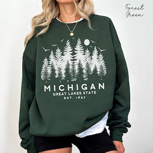 Michigan sweatshirt crewneck , Great Lakes State Unisex retro forest pulover, Family Outdoors t-shirt,long sleeve tee,camping souvenir