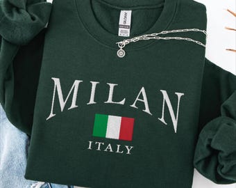 Broderad tröja med broderi från Milano, rund halströja med broderi från Italiens flagga, semestertröja med Milanomotiv, italiensk resepresent och souvenir