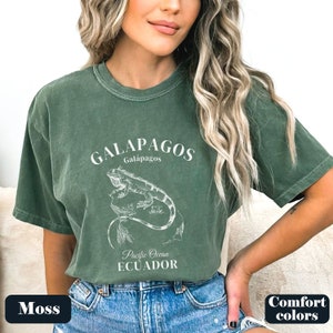 Galapagos Ecuador shirt tee Sweatshirt,Galapagos Crewneck sweater,Islands Iguanas Unisex tshirt pullover,Pacific Ocean Souvenir gift for her