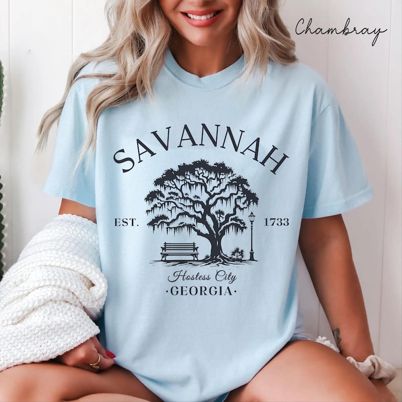 Camiseta Savannah Comfort Colors®, camiseta unisex de Georgia, camiseta de Savannah, regalo de viaje, camiseta navideña de Georgia imagen 3
