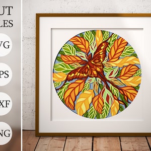 Papillon de nuit dans les feuilles 3D Shadow Box SVG, fichiers en couches pour Cricut, papier cartonné SVG, découpé au laser