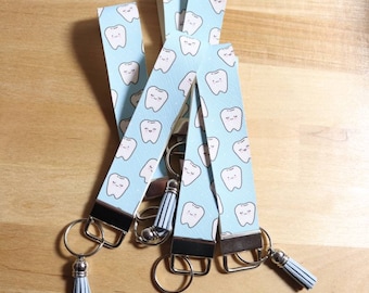 Pulsera dental, cordón dental, llavero de dientes, llavero de asistente dental, llavero dental de cuero sintético, regalos dentales, dentista, diente