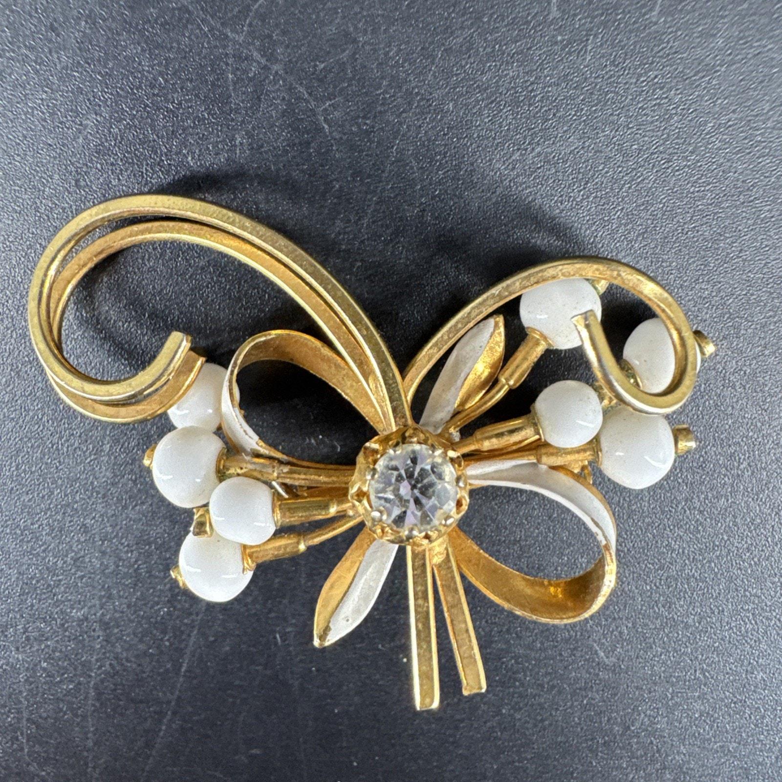 Austria fruit brooch - Etsy 日本