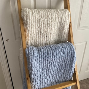 Custom Chunky Knit Blankets