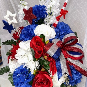 C. Patriotic Memorial vase floral arrangement