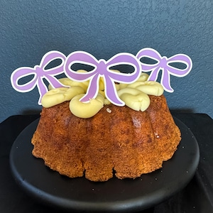 Adorable Bow Cupcake and Cake Toppers for Showers, Parties, or Birthdays // 18 Color Options