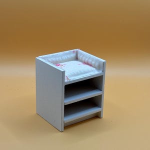 Lundby original changing table to dollhouse