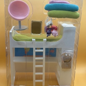 New Lundby original loft bed with lot of accessories to dollhouse