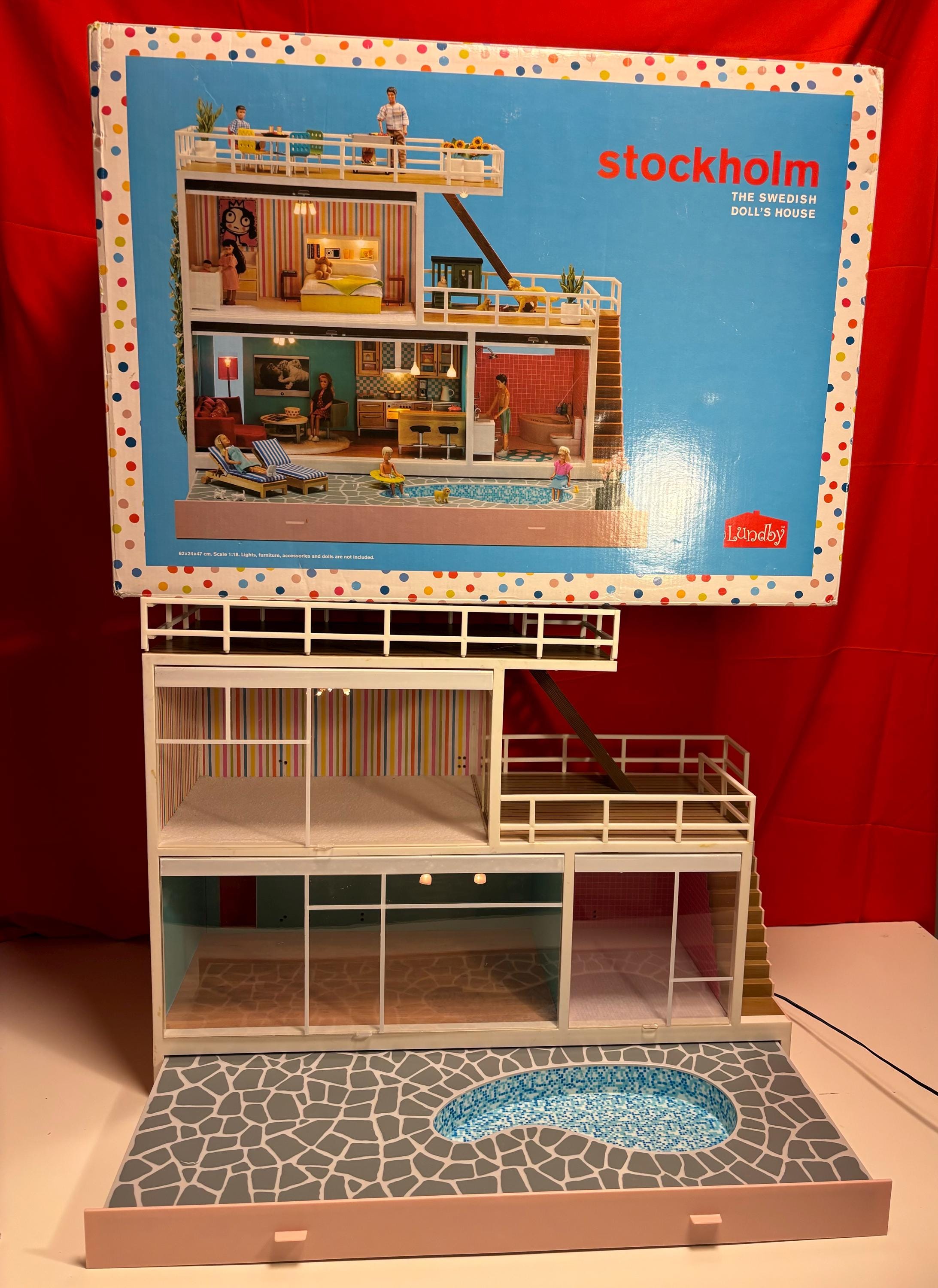 Lundby Stockholm Holiday Dollhouse With Original Packaging