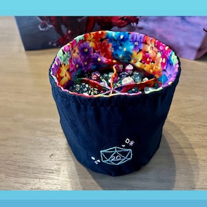 Six Section Dice Bag With Pockets Pattern and Tutorial Sewing Pattern ...
