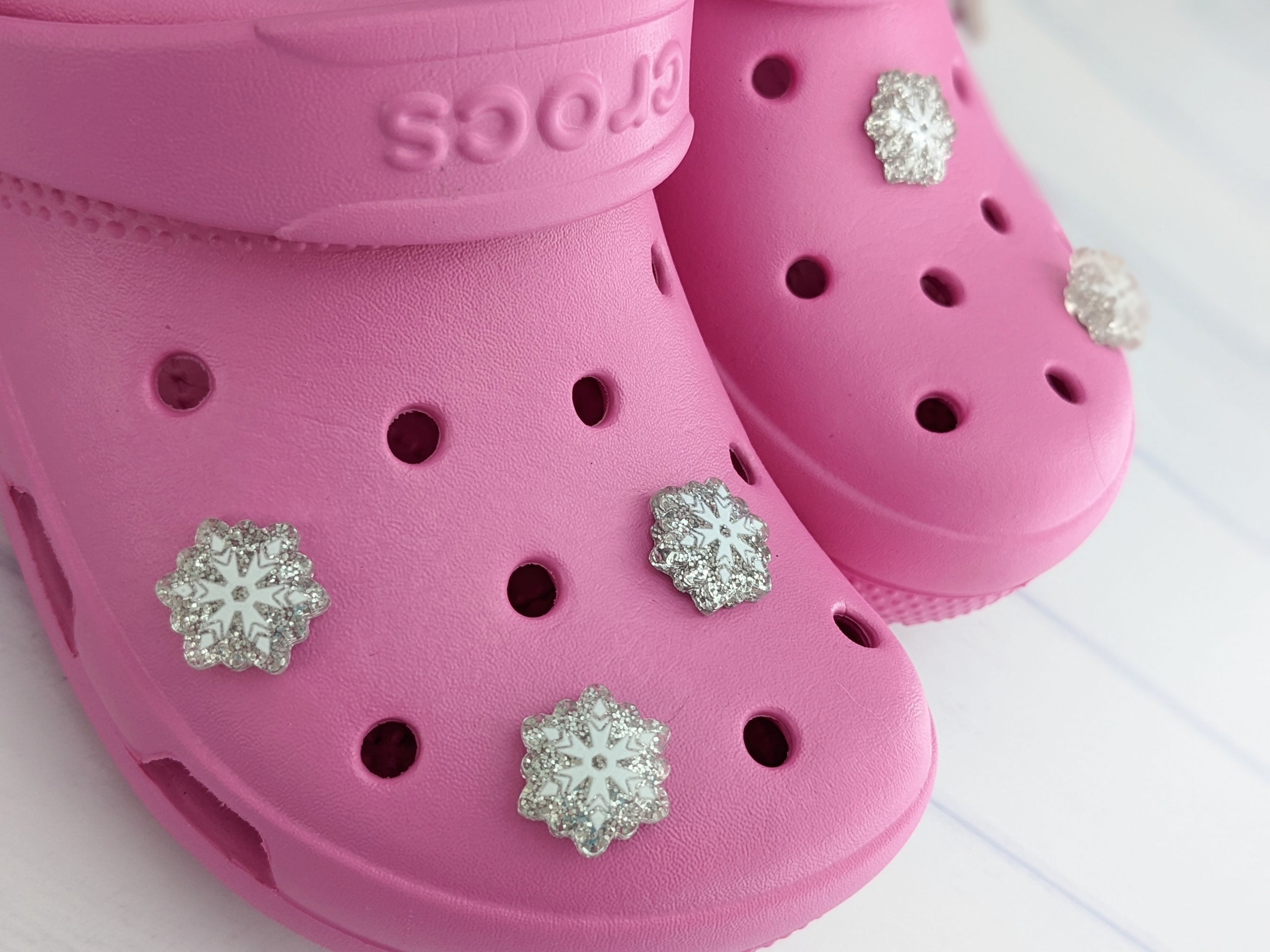 Decorating My Crocs with Charms I found on  💕 DIY Barbie