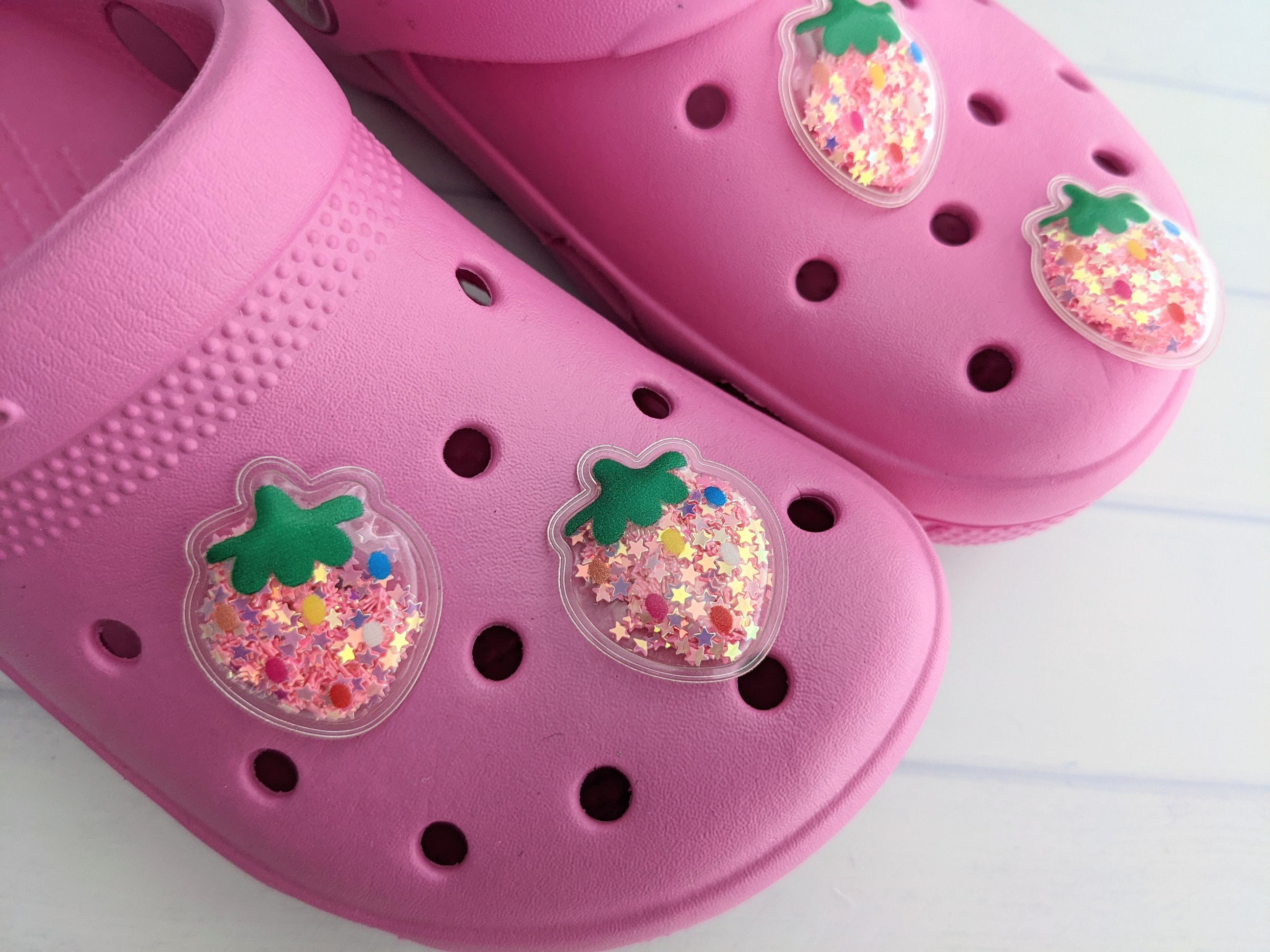 Glittery Strawberry Croc Charms, Glitter Fruit Charm for Crocs, Berry Shoe Charm, Cute Strawberry Shoe Pin, Glitter Clog Charms