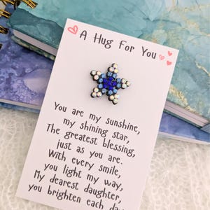 Ficha de abrazo de bolsillo para hija, regalo de cumpleaños número 21 para ella, regalo para hija número 40, regalo para niña preadolescente, regalo para niña adolescente de mamá, para mi hija