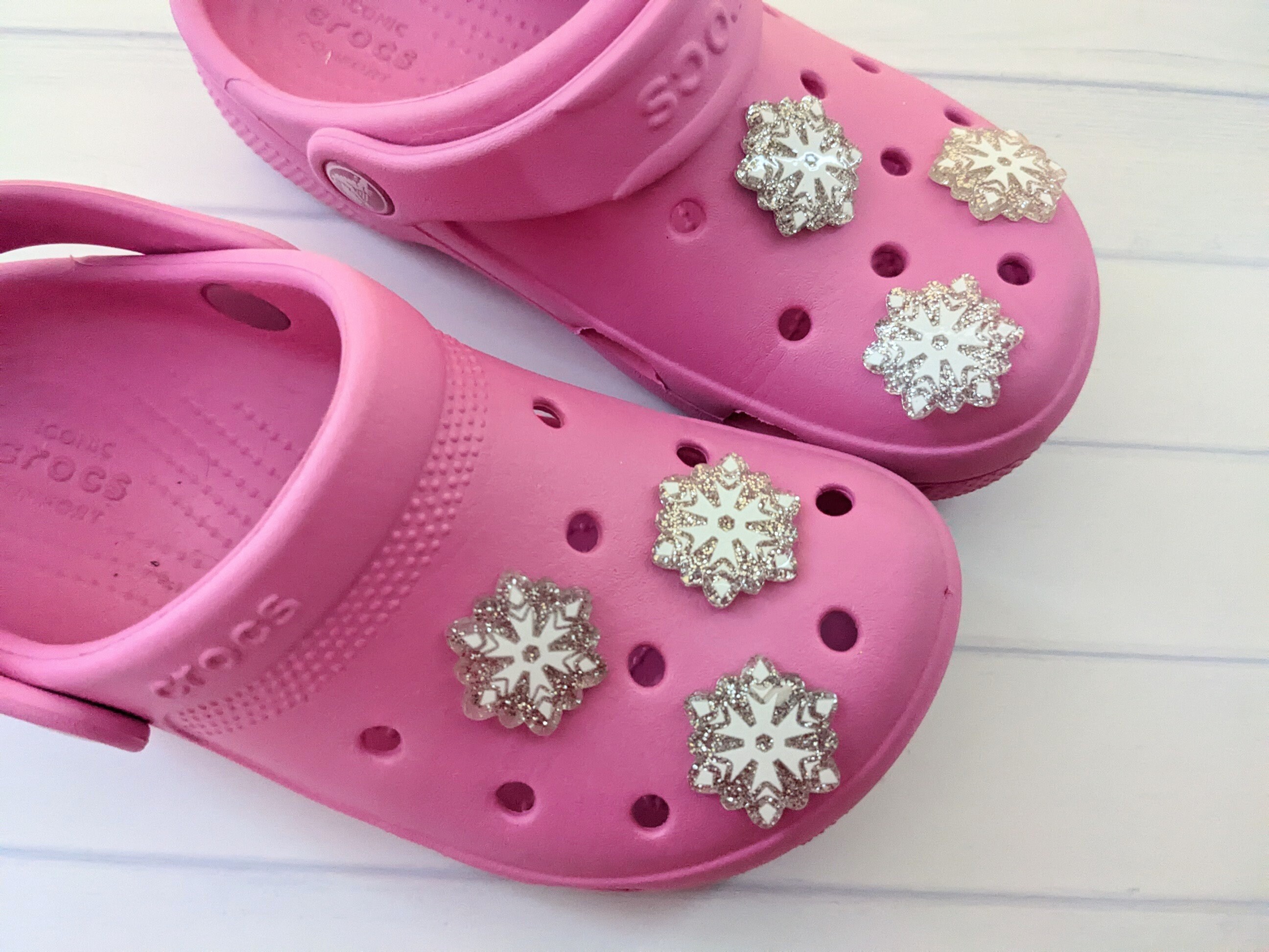 Silver Snowflake Croc Charm, Winter Shoe Charm, Frost Shoe Pin, Snowflake Charms for Crocs, Silver Clog Charms, Shoe Accessory Snowflake