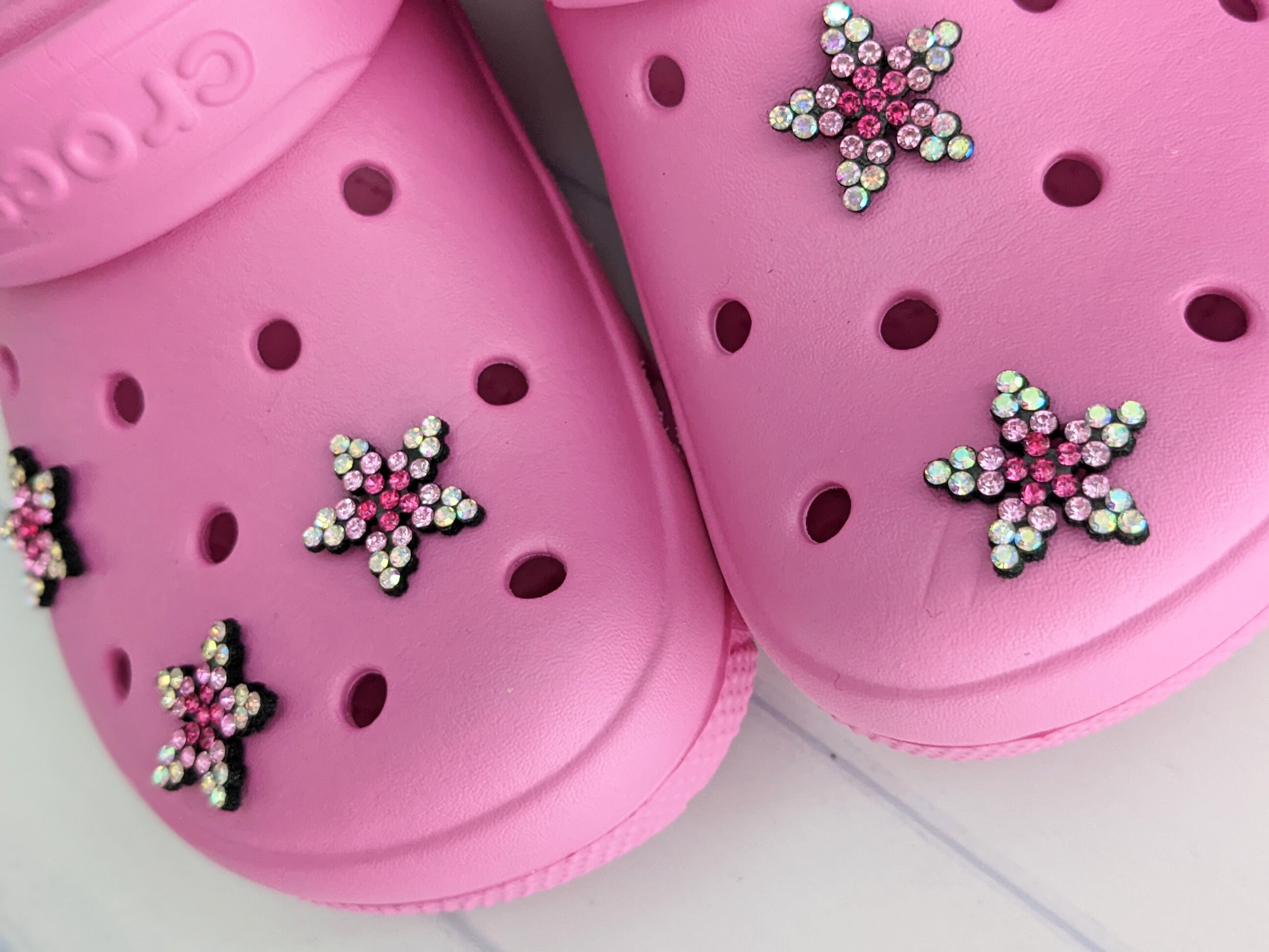 Pink Valentine Croc Charms 17PCS Shoes Charm for Crocs Cute -  Israel
