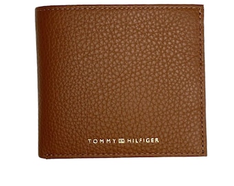 Tommy Hilfiger pebble leather coin pocket wallet tan