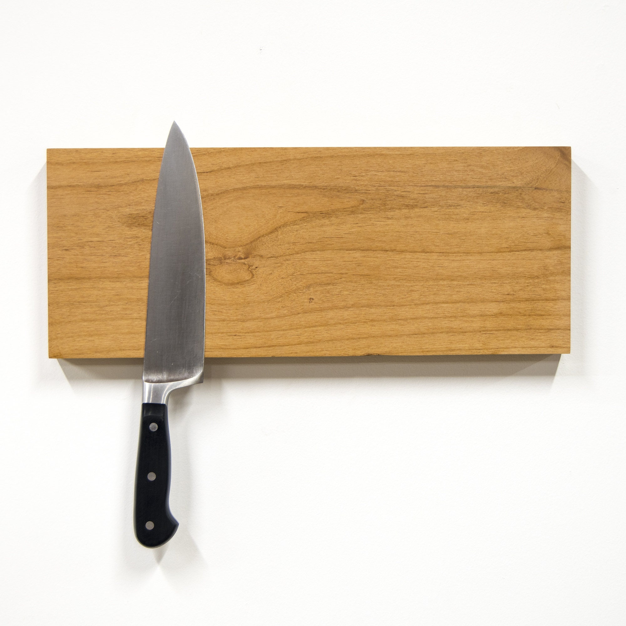 Calamita per coltelli in legno rovere affumicato per coltelli 4,6,9  lunghezze da 21 a 46 cm, accattivante in cucina, magnetica, autoadesiva  senza perforazione -  Italia