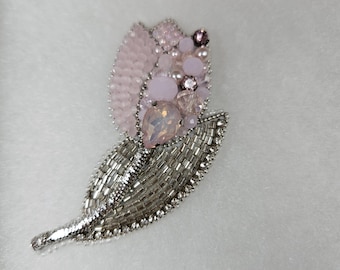 Handmade Swarovski Flower Brooch Beaded Flower Jewelry Elegant Swarovski Crystal Pin Handmade Brooch A Dazzling Fusion of Artistry
