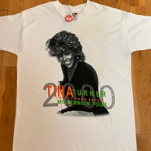 Vintage Tina Turner 24/7 Millennium tour T-shirt
