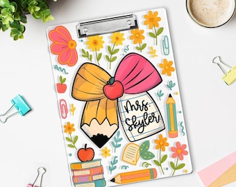 Personalized Teacher Clipboard with Pencil Bow and Flowers, Custom Name School Supplies , Cute Classroom Gift for Educators Back to School