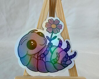 autocollant ou aimant de Cutie d'isopode | Vinyle de fleurs de punaise des pilules kawaii | Bug holographique | 3 pouces | Cadeau pour amateur de jardin