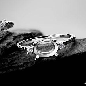 Anillo en bruto de plata de ley de 6 x 8 mm – Banda con cuentas, piedras laterales de circonita cúbica