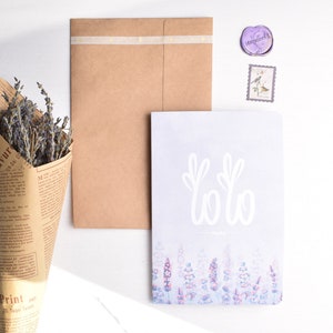 Tarjeta del Día de la Madre / Mamá en Lavanda / ماما / عيد الام