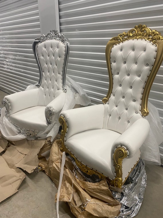Throne Chair Silver Trim Tufted Throne Chair Wedding Quincea era