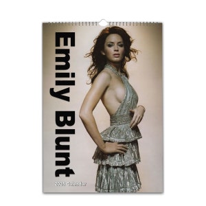Kalender Emily Blunt Sexy Photo 2026/27 | Kies Startmaand| Vooromslag personaliseren