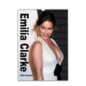 Kalender Emilia Clarke Photo 2026/27 | Kies Startmaand| Vooromslag personaliseren