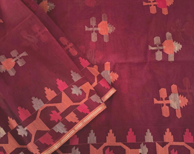 Exclusive Traditional Hand Woven Dhakai Jamdani Saree main image 0