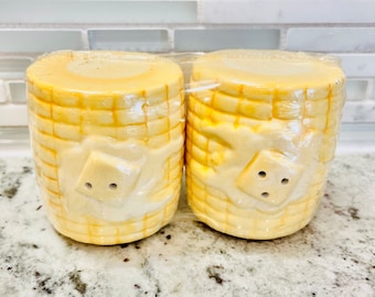 Vintage Corn Cob Salt & Pepper Shakers: 1970s Kitschy Kitchen Decor