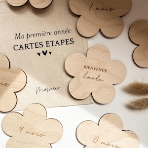Carte étapes en bois bébé / Cadeau de naissance personnalisé / Carte personnalisée / Carte de naissance personnalisée / Carte étape fleur
